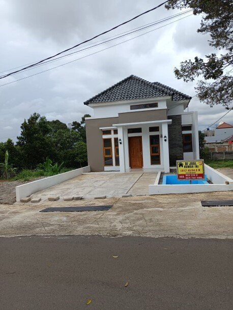 RUMAH MURAH CIBIRU BANDUNG POSISI HOOK HADAP TIMUR CICIL KE DEVELOPER-1